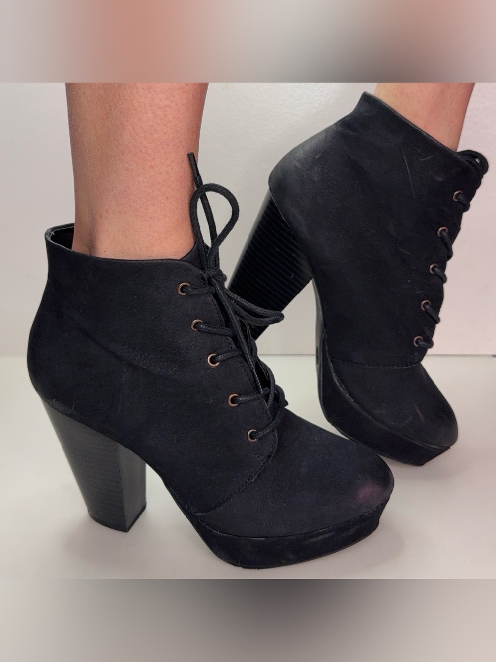 Missimo Women's Black Lace-Up Platform Ankle Boots